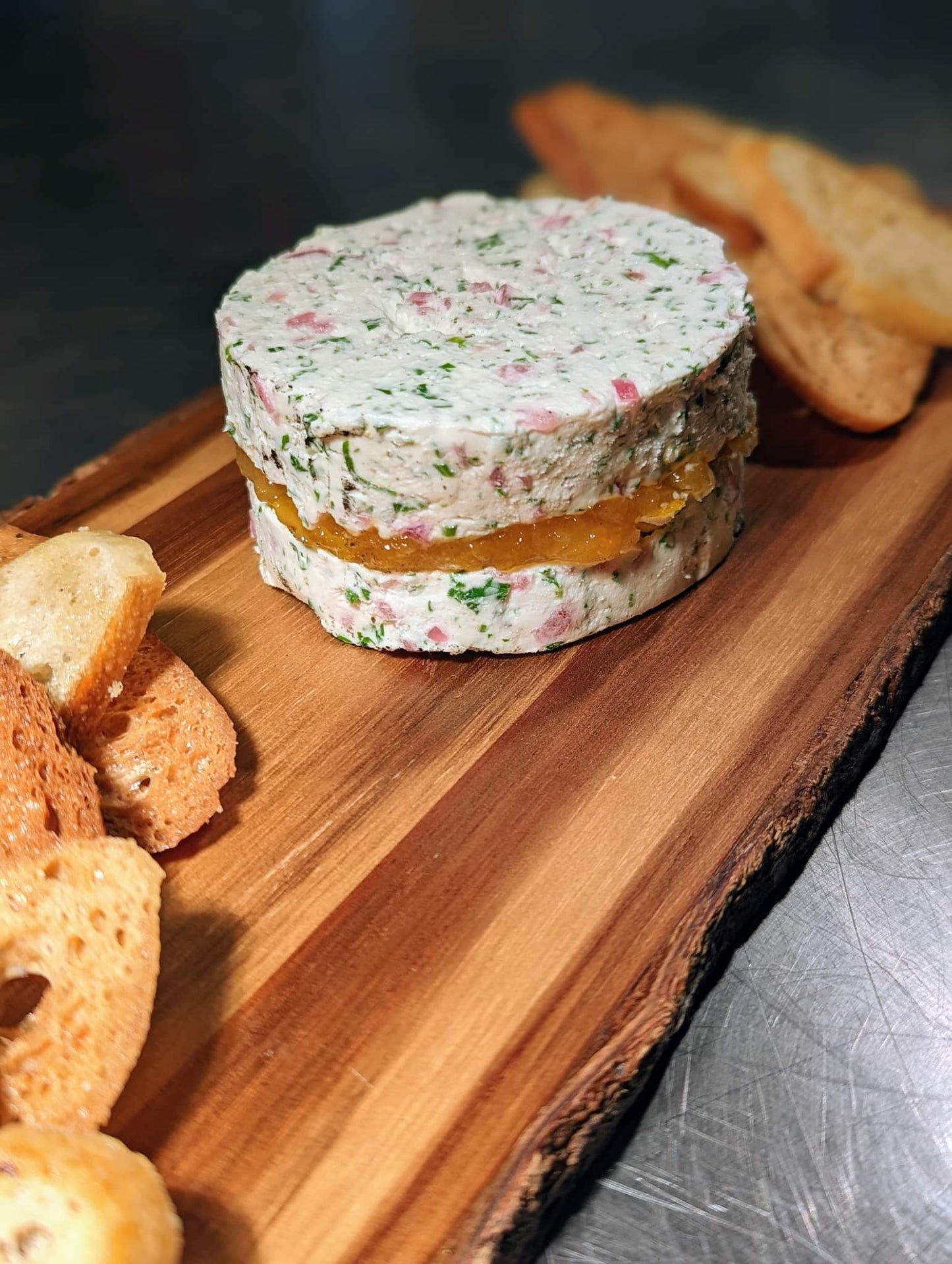 Goat cheese and apricot spread